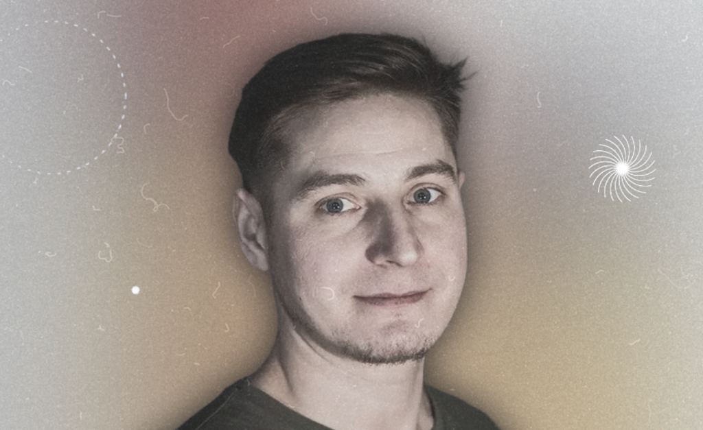 Portrait: Maxim Lapunov
