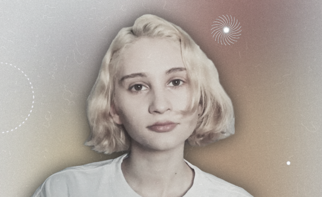 Portrait: Elina Ukhmanova